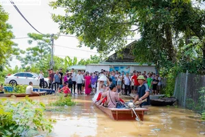Unique Vinh Phuc Wedding Scene Goes Viral for One-of-a-Kind Decor - image 9