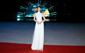 Vietnamese Beauties and Producer Kim Dung Support 'Cai Luong Miss' Nhu Huynh - image 4
