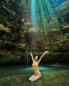 Huong Giang Explores Wild and Untouched Nature on Mexico Vacation - image 4