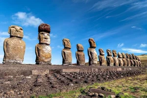 Ancient Mysteries: Incredible Structures Often Linked to Extraterrestrial Origin - image 11