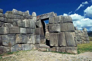 Ancient Mysteries: Incredible Structures Often Linked to Extraterrestrial Origin - image 1