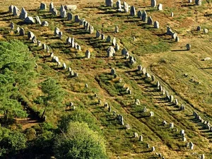 Ancient Mysteries: Incredible Structures Often Linked to Extraterrestrial Origin - image 10