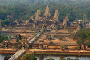 Ancient Mysteries: Incredible Structures Often Linked to Extraterrestrial Origin - image 0