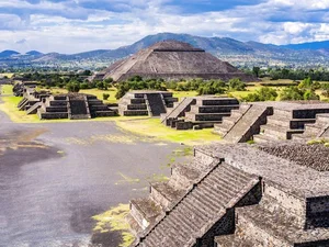 Ancient Mysteries: Incredible Structures Often Linked to Extraterrestrial Origin - image 12