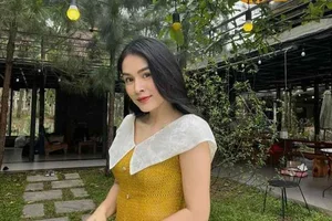 Devoted Tay Ethnic Hot Girl Supporting Her Footballer Husband - image 4
