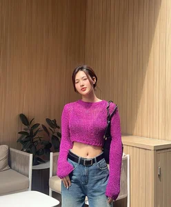 The Viral Hanoi Street Vendor Captivating the Internet with Her Beauty - image 3