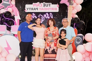 Pham Quynh Anh and Quang Huy Celebrate Daughter’s Spectacular Birthday Party - image 5