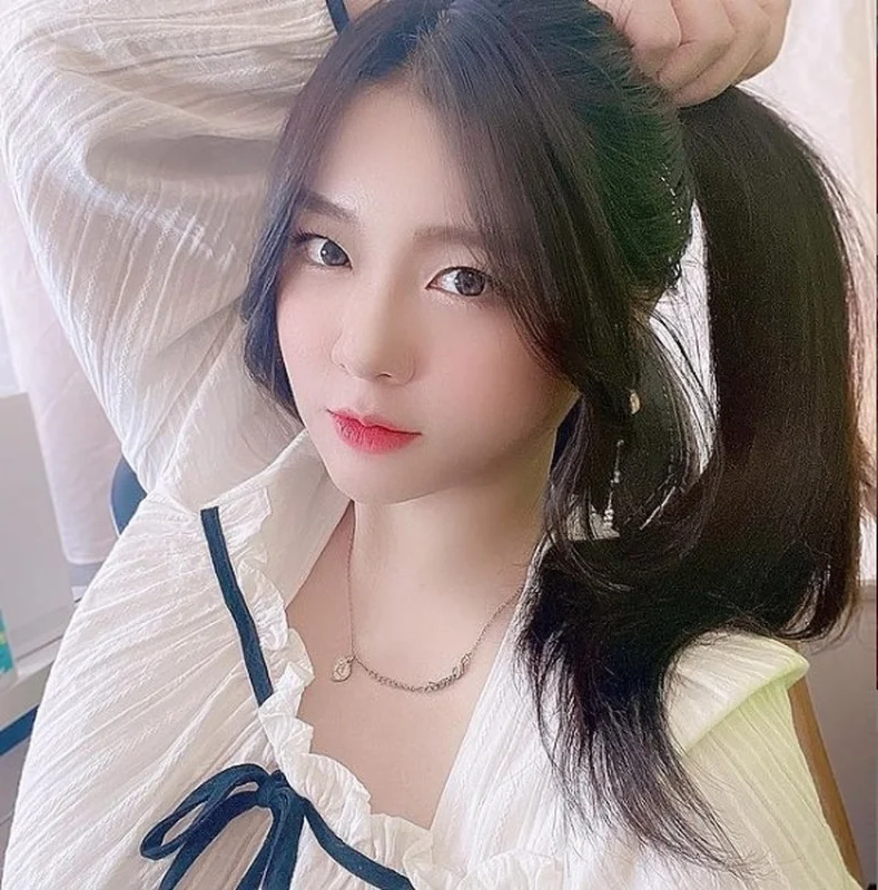 Korean Influencer Sparks Social Media Debate With Bold Chest Painting Artistic Expression