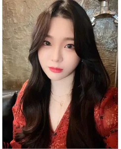 Korean Influencer Sparks Social Media Debate With Bold Chest Painting Artistic Expression - image 2