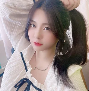 Korean Influencer Sparks Social Media Debate With Bold Chest Painting Artistic Expression - image 9
