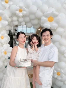 MC Ky Duyen and Thanh Hang Wow Fans with Bold Fashion Choices - image 1