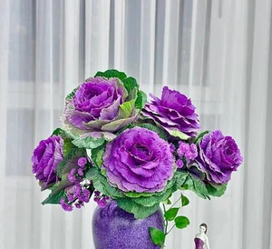 Unique Cabbage Roses: The Hottest Floral Trend for Lunar New Year 2025 - image 0