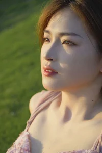 YiTuYu Art Language Vol.10467 Mei Li De Guang: A Masterclass in Light and Portraiture - image 4