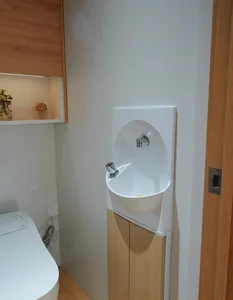 10 Smart Japanese Interior Design Ideas for Space-Saving Living - image 3