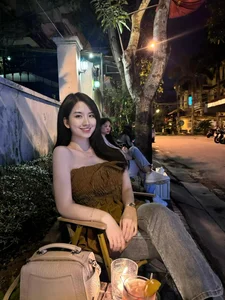 Meet the Rising Vietnamese MC Captivating Audiences with Her Unique Charm - image 4