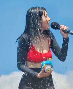 Japan Water Bomb Festival Heats Up with Bold and Stunning Summer Fashion Trends - image 0