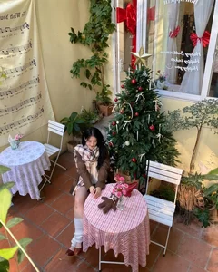 Top Beautiful Christmas-Themed Cafes in Hanoi for the Festive Season - image 7