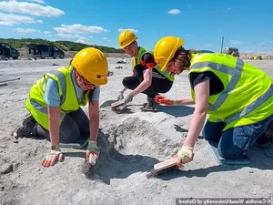 Exploring the UK's Largest Dinosaur Footprints: A Journey Back to the Prehistoric Jurassic Era - image 2