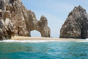 Vietnam Named Among Top 10 Most Beautiful and Budget-Friendly Destinations - image 7