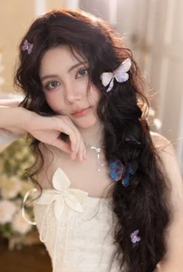 MC Quyen Linh’s Daughter Stuns Like a Real-Life Princess in New Gorgeous Photoshoot - image 3
