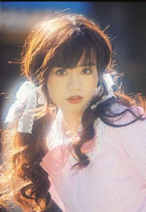 Energetic Beauty Zhu Shaozi Shines in Stunning Yituyu Photoshoot - image 6