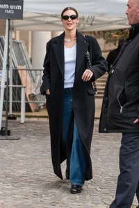 The Effortless Street Style of Vittoria Ceretti: Leonardo DiCaprio's Girlfriend - image 10