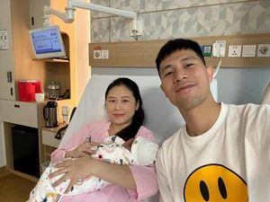 Dinh Trong's Wife Radiates Beauty and Grace Shortly After Welcoming New Baby - image 3