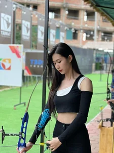 Meet the Stunning Archery Goddess of Hà Nam with a Perfect 59cm Waist - image 8