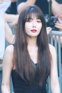 HyunA’s Bold and Limitless Fashion Statement: A New Photo Series - image 2
