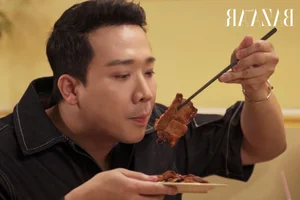 Vietnamese Star Tran Thanh Spotted Late Night: Netizens React to Strange Behavior - image 2