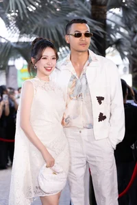 A Heartwarming Celebration: Mai Thu Huyen’s Son Marks Wife's Birthday in Style - image 4