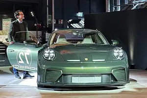 Discover the Porsche 911 GT3 90 FA: A Super Unique Limited Edition Honoring Porsche's Legendary Founder - image 10