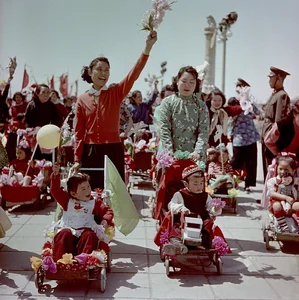 Capturing History: Nikolai Drachinsky’s Rare 1950s Photography of Socialist China’s Transformation - image 11