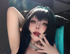 Rising Cosplay Star Captivates the Internet with Unique and Creative Content - image 0