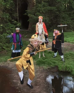 Celebrities Dazzle in Creative 'Journey to the West' Cosplay and Costumes - image 8
