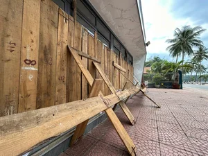 Do Son Residents Reinforce Homes Against Super Typhoon Yagi - image 7