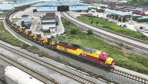 Strengthening Vietnam-China Relations: Xi Jinping's Historic Visit and Strategic Cooperation - image 1