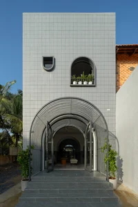Beautiful Compact Two-Story House Built for a Young Family on a Budget - image 8