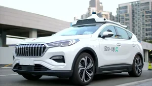 Why Tourists Are Shocked by China's Robot Taxi Experience - image 0