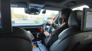 Why Tourists Are Shocked by China's Robot Taxi Experience - image 3