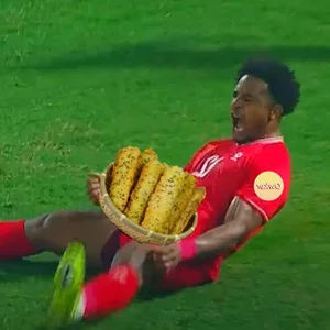 Hilarious Memes Flood the Internet Celebrating Vietnam Football Team’s Historic Victory - image 1