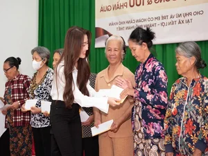 Miss Grand Vietnam 2024 Vo Le Que Anh: Her First Week After a Controversial Coronation - image 1