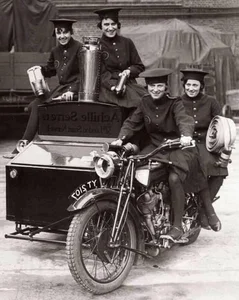 Rare Historical Moments: Unseen Photos That Changed Our Perspective - image 12