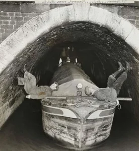 Rare Historical Moments: Unseen Photos That Changed Our Perspective - image 7
