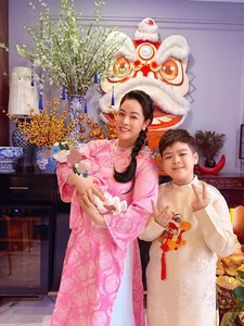 Inside Nhat Kim Anh's Lavish One-Month Celebration for Her Daughter - image 0