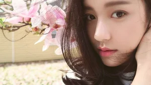 Stunning Portraits: Celebrating the Natural Beauty of Chinese Girls - image 13