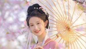 Stunning Portraits: Celebrating the Natural Beauty of Chinese Girls - image 38