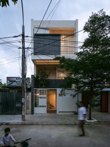 Modern Townhouse Design: Embracing Open Spaces and Natural Light - image 5