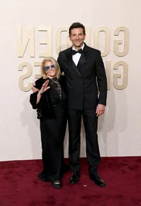 Stunning Celebrity Silhouettes on Golden Globes 2024 Red Carpet - image 7