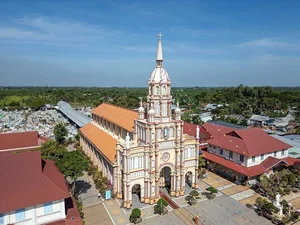 Discover the Cultural Heritage of An Giang: A Journey Through Vietnam’s Mekong Delta Community Tourism and Traditional Craft Villages - image 5